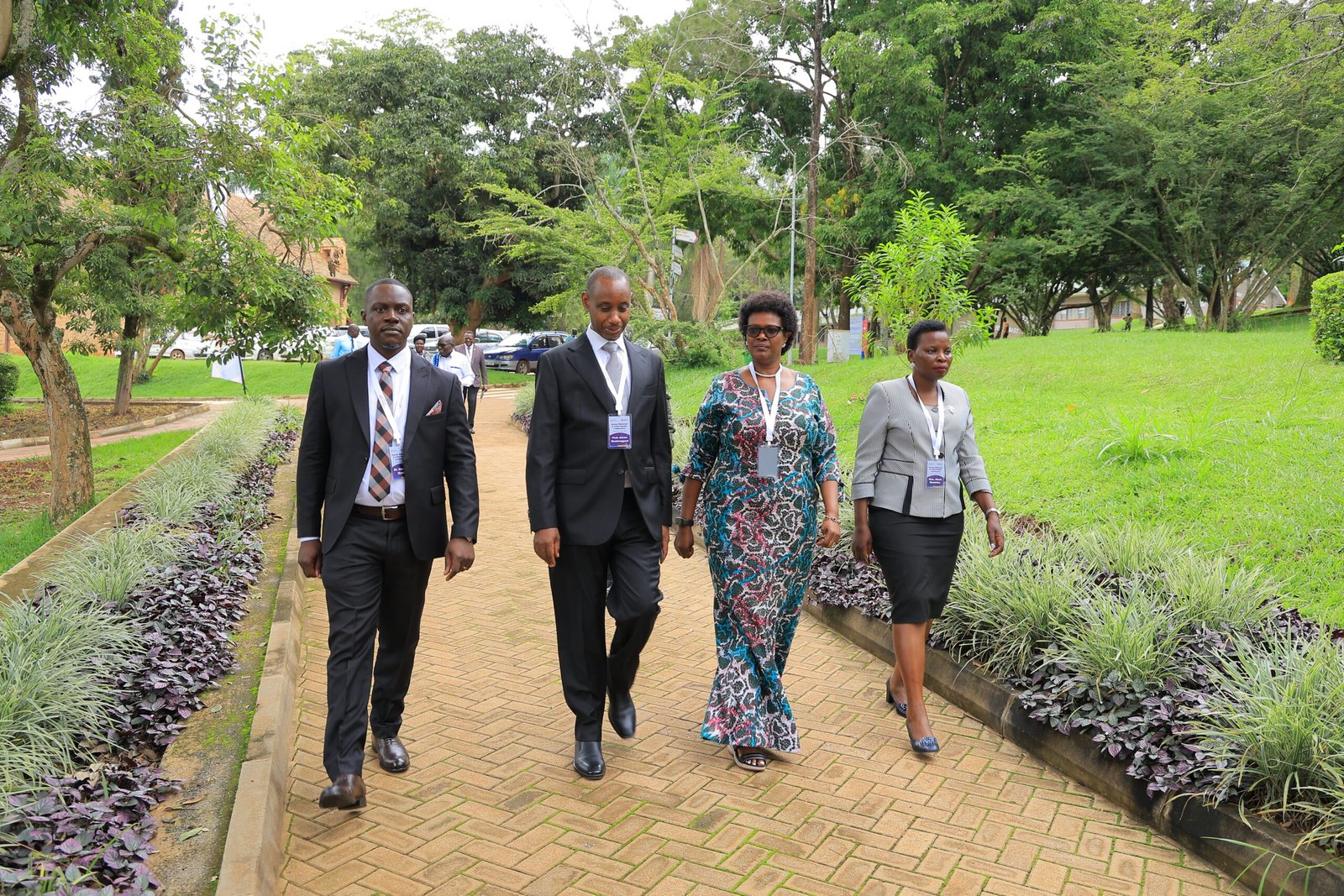 Dr. Mushin-VC-Minister